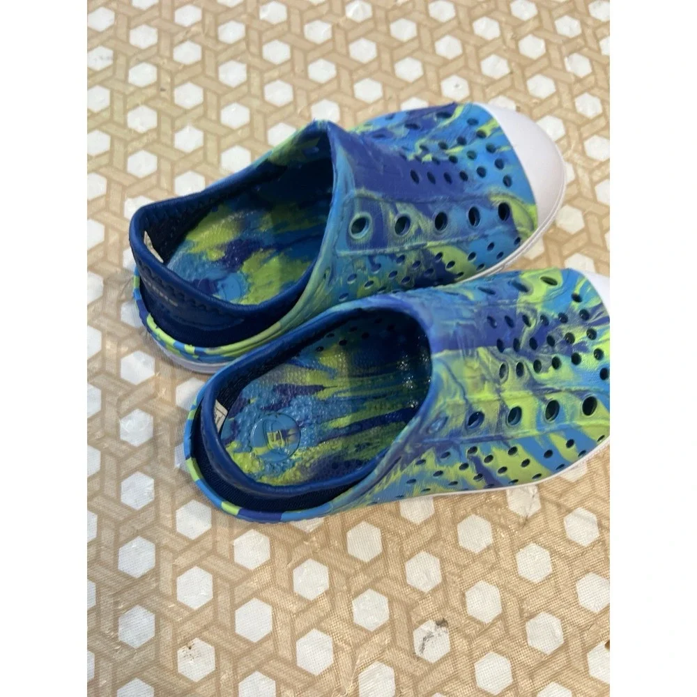 Sketchers Unisex‎ Kids Slip On Clog Water Shoes Size 8